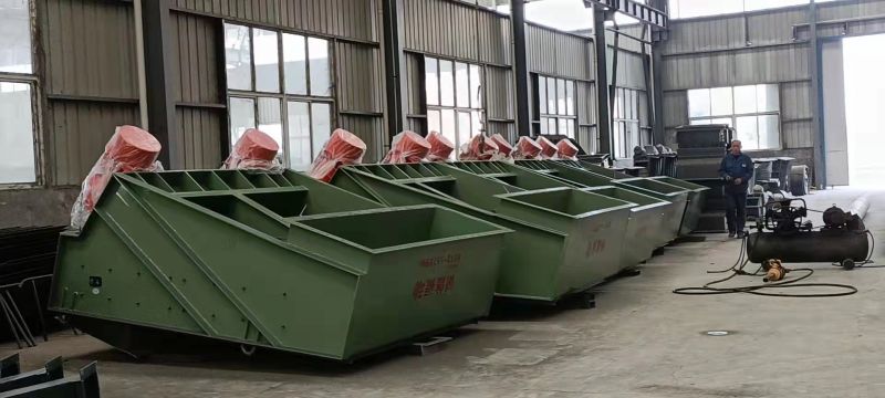 振動給料機在破碎生產(chǎn)線上怎樣安裝